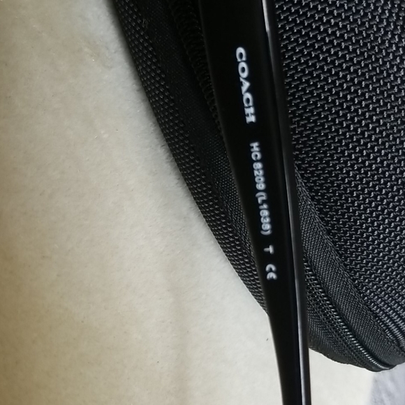 Sunglasses  Coach OHC8209 54211 100% Authentic. - Picture 7 of 10